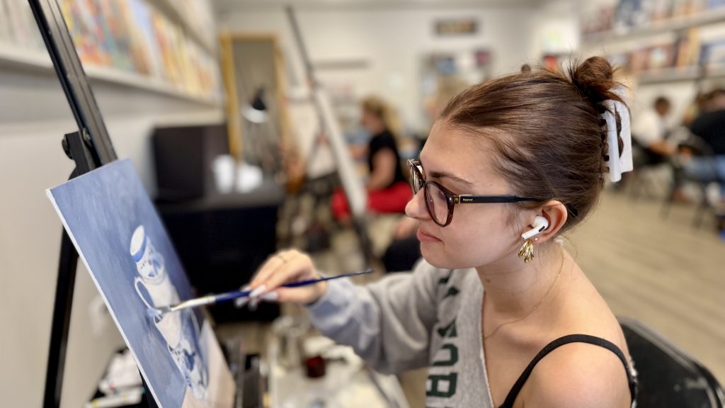 Daniel Raminfard giving a painting demo to students at Summer Camp in Agoura Hills